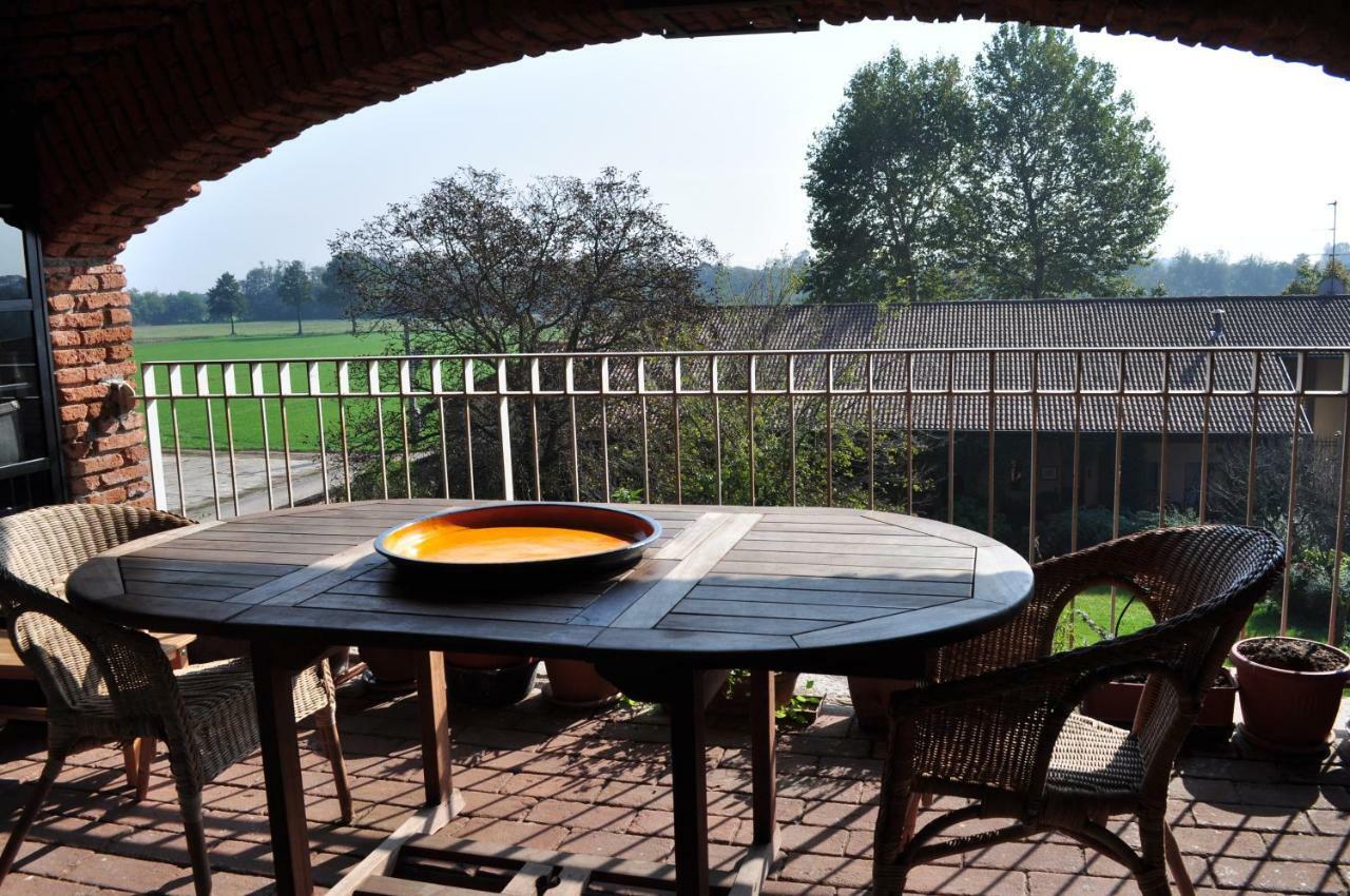 Bed and Breakfast Cascina Radice à Arluno Extérieur photo